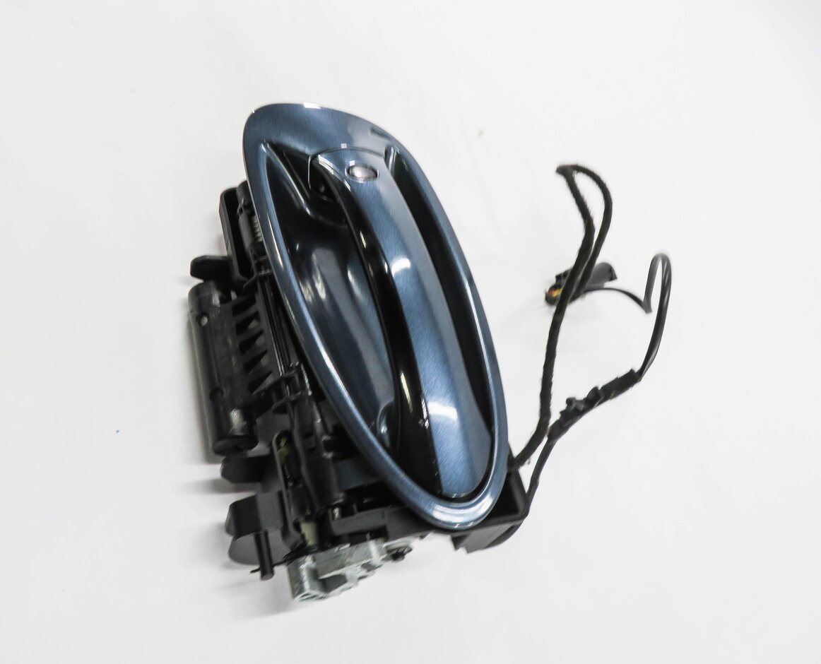 Thumbnail 4: 2010-2016 PORSCHE PANAMERA (970 G1) LEFT REAR KEYLESS DOOR HANDLE (BLUE R9)