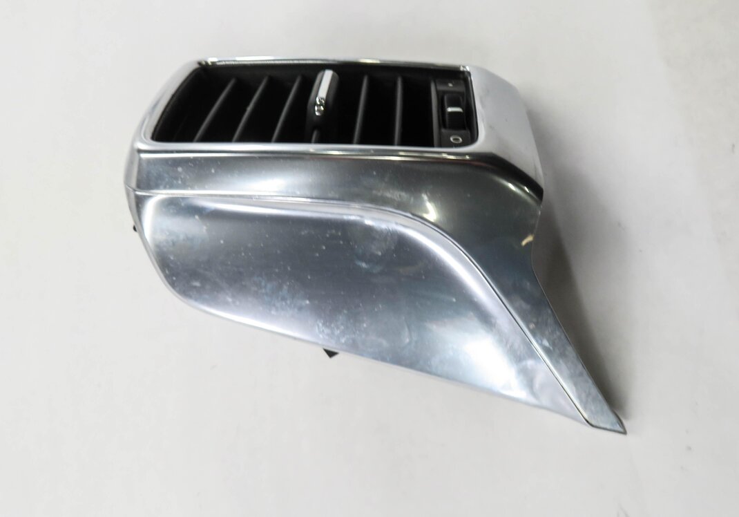 Thumbnail 4: 2010 PORSCHE PANAMERA (970) RIGHT REAR HEATER A/C AIR VENT