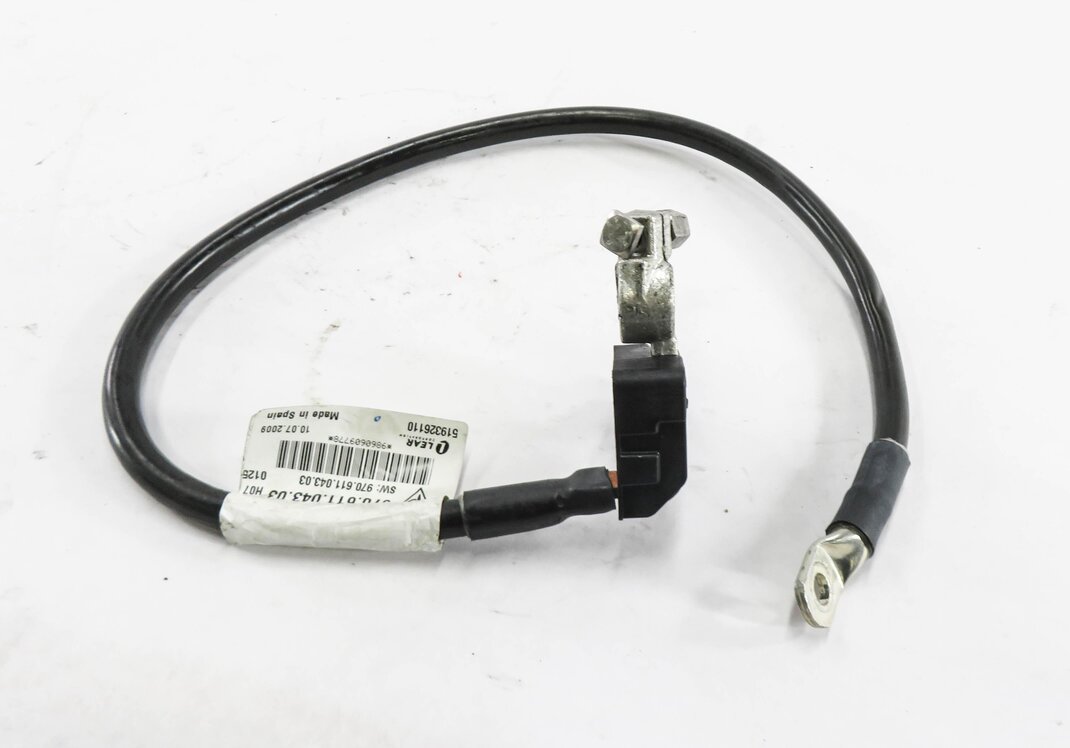 Thumbnail 3: 2010 PORSCHE PANAMERA (970 G1) NEGATIVE BATTERY CABLE