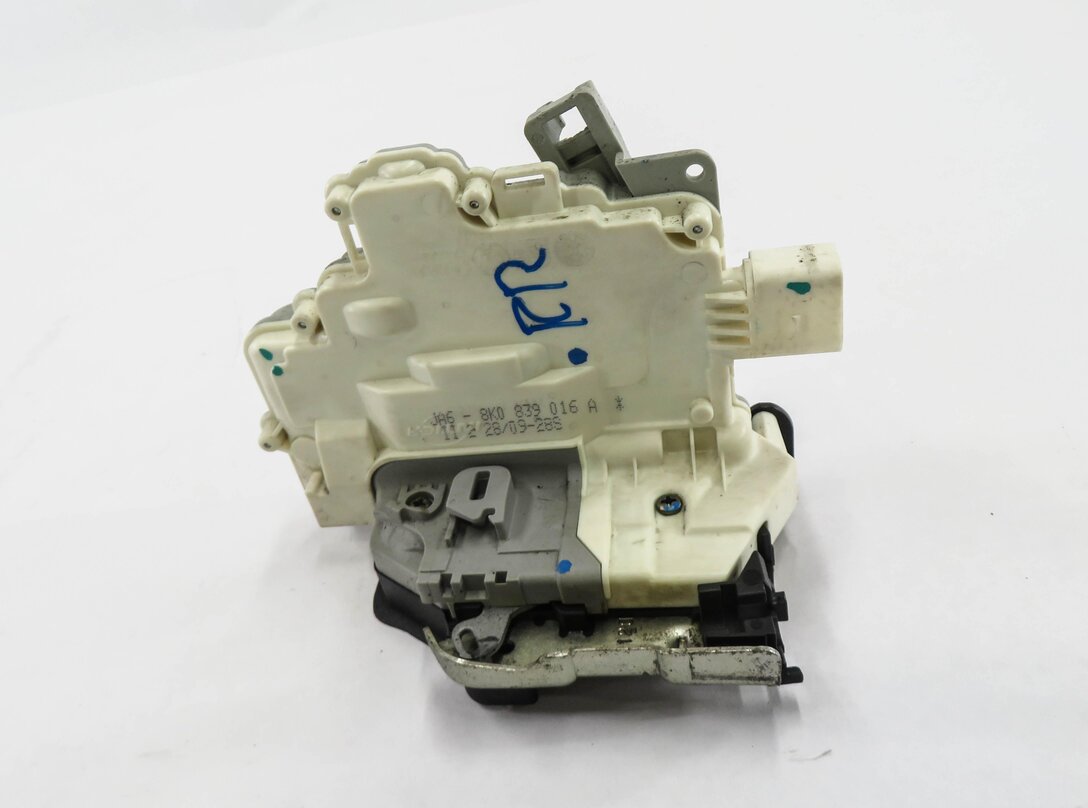 Thumbnail 2: 11-18 PORSCHE CAYENNE PANAMERA (958 970 G1) RIGHT REAR DOOR LOCK LATCH ACTUATOR