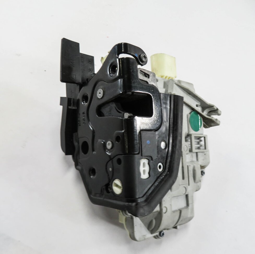 Thumbnail 6: 2009-2016 AUDI A4 A5 S4 S5 Q5 TT CAYENNE PANAMERA - RIGHT FRONT DOOR LOCK LATCH