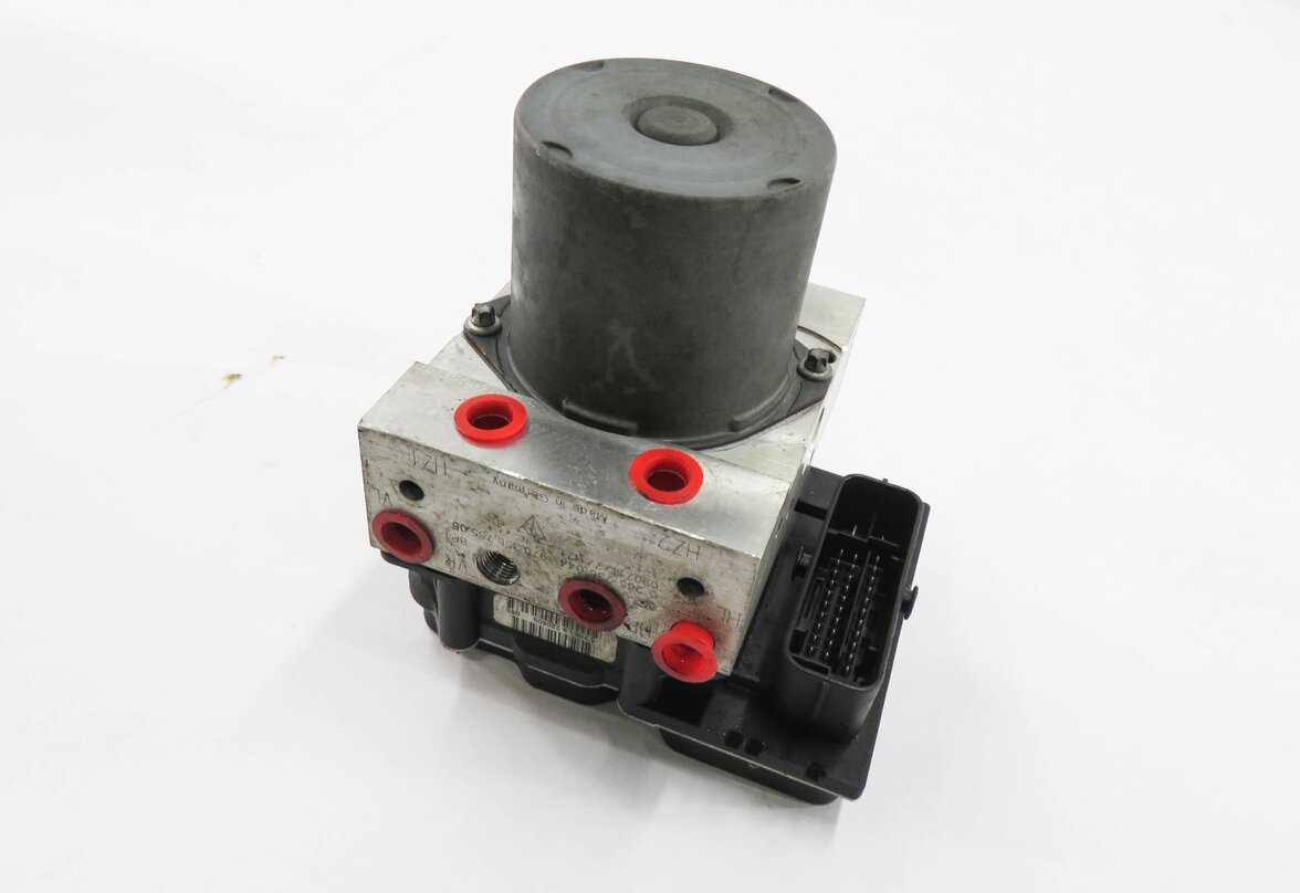2010-2013 PORSCHE PANAMERA (970 G1) ABS ANTI LOCK BRAKE PUMP w/ MODULE