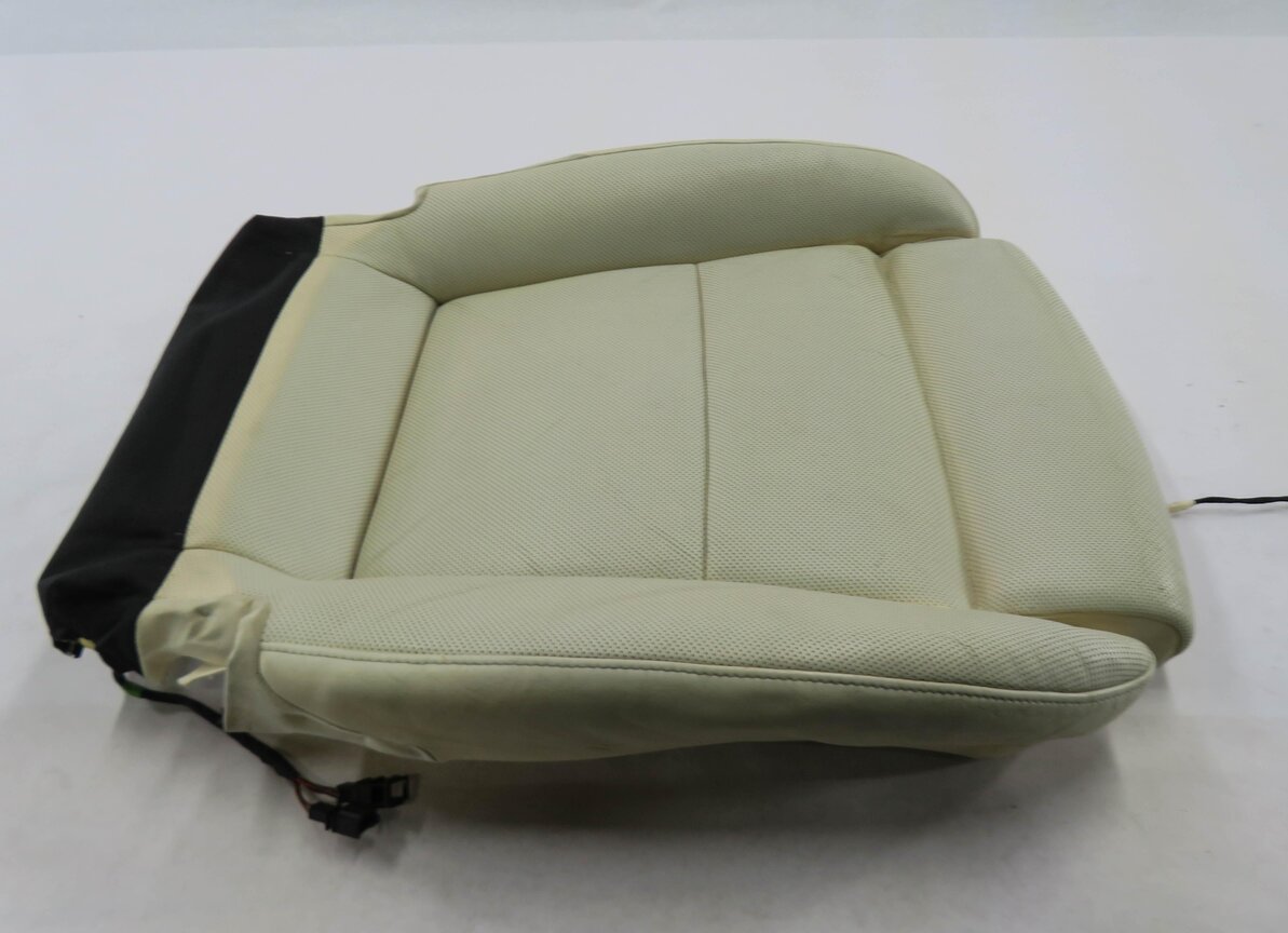 Thumbnail 5: 2010 PORSCHE PANAMERA (970) PASSENGER LOWER BOTTOM HEATED SEAT CUSHION (CREAM)