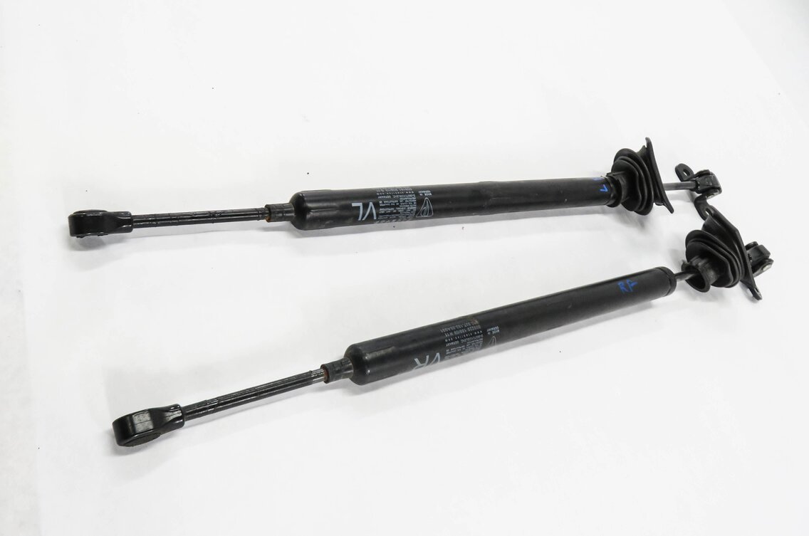 Thumbnail 4: 10 PORSCHE PANAMERA (970 G1) FRONT LEFT & RIGHT DOOR SOFT CLOSE SHOCK STRUT SET
