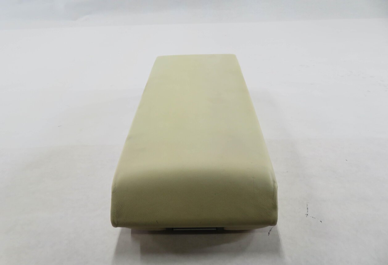 Thumbnail 4: 2010 PORSCHE PANAMERA (970) REAR SEAT CENTER CONSOLE ARMREST COMPARTMENT (CREAM)
