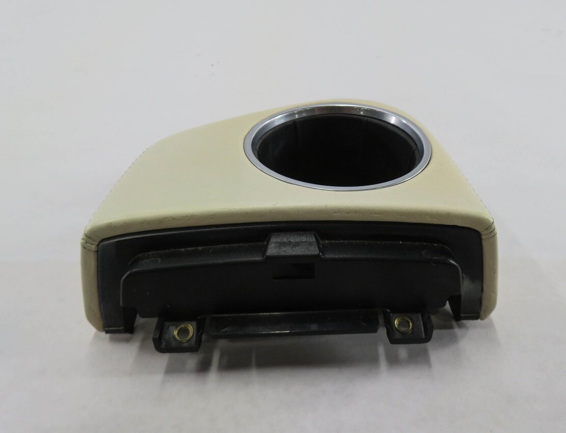 Thumbnail 3: 2010 PORSCHE PANAMERA (970) FRONT CENTER CONSOLE CUP HOLDER (CREAM LEATHER)
