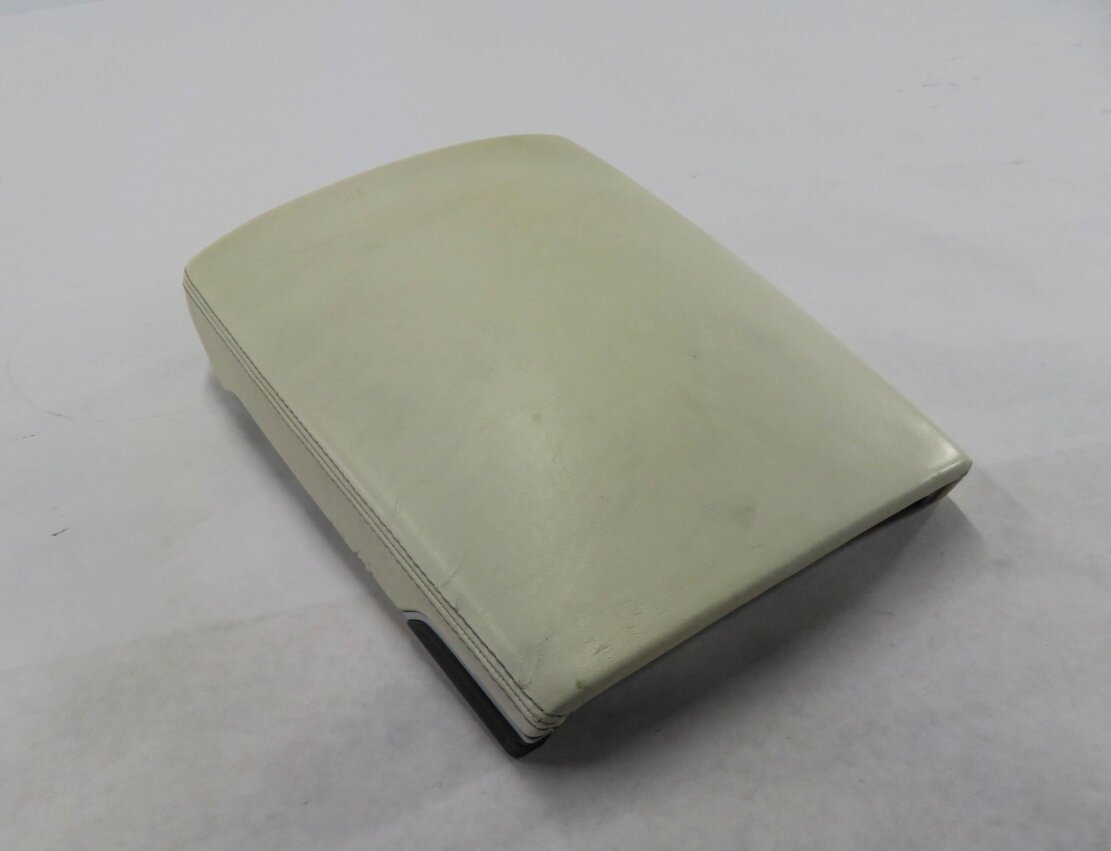 2010-2016 PORSCHE PANAMERA (970 G1) FRONT CENTER CONSOLE ARMREST LID (CREAM)