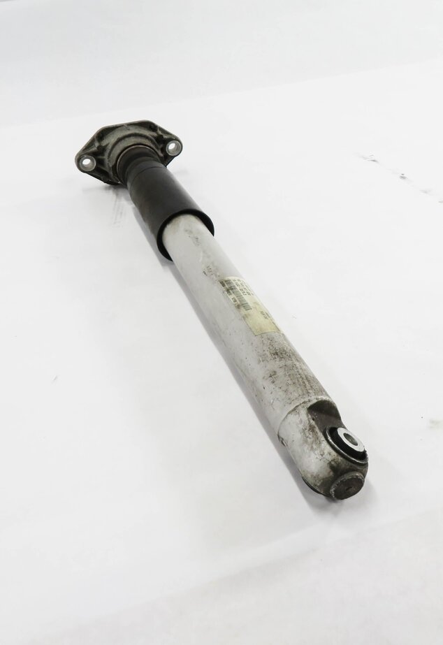 2010 PORSCHE PANAMERA (970) AWD - REAR SUSPENSION SHOCK STRUT