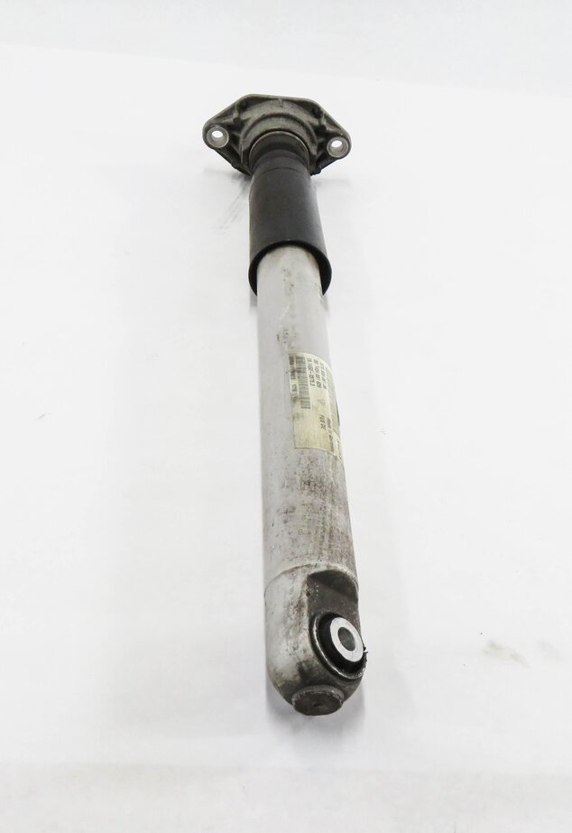 Thumbnail 2: 2010 PORSCHE PANAMERA (970) AWD - REAR SUSPENSION SHOCK STRUT
