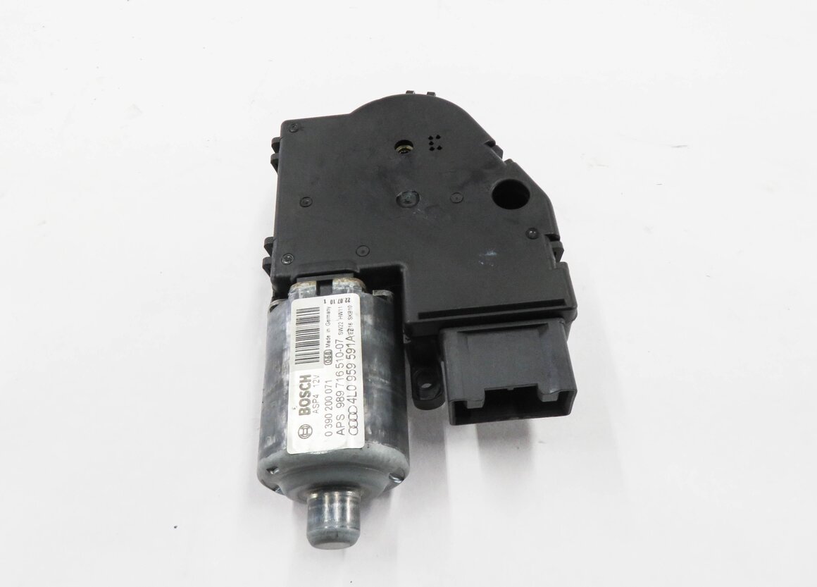 Thumbnail 2: 2007-2014 AUDI Q7 (4L) SUNROOF SUN ROOF MOTOR SUNSHADE SUN SHADE MOTOR