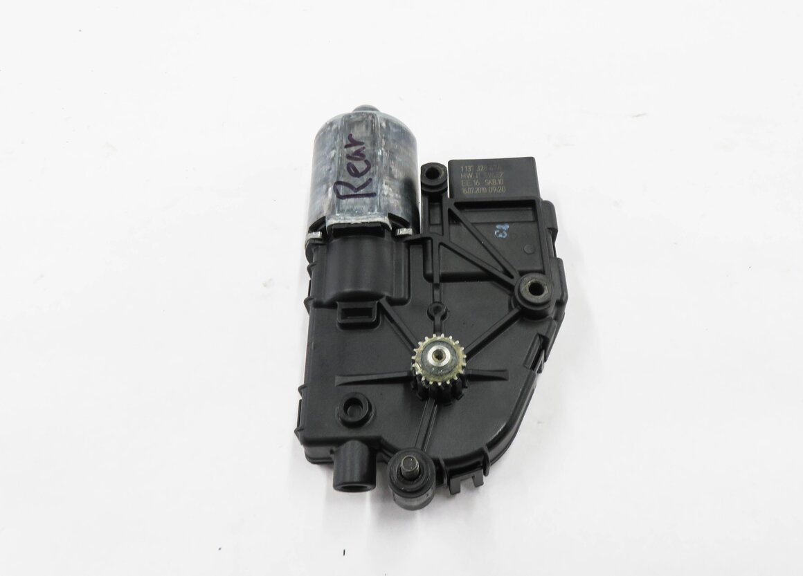 Thumbnail 5: 2007-2014 AUDI Q7 (4L) SUNROOF SUN ROOF MOTOR SUNSHADE SUN SHADE MOTOR
