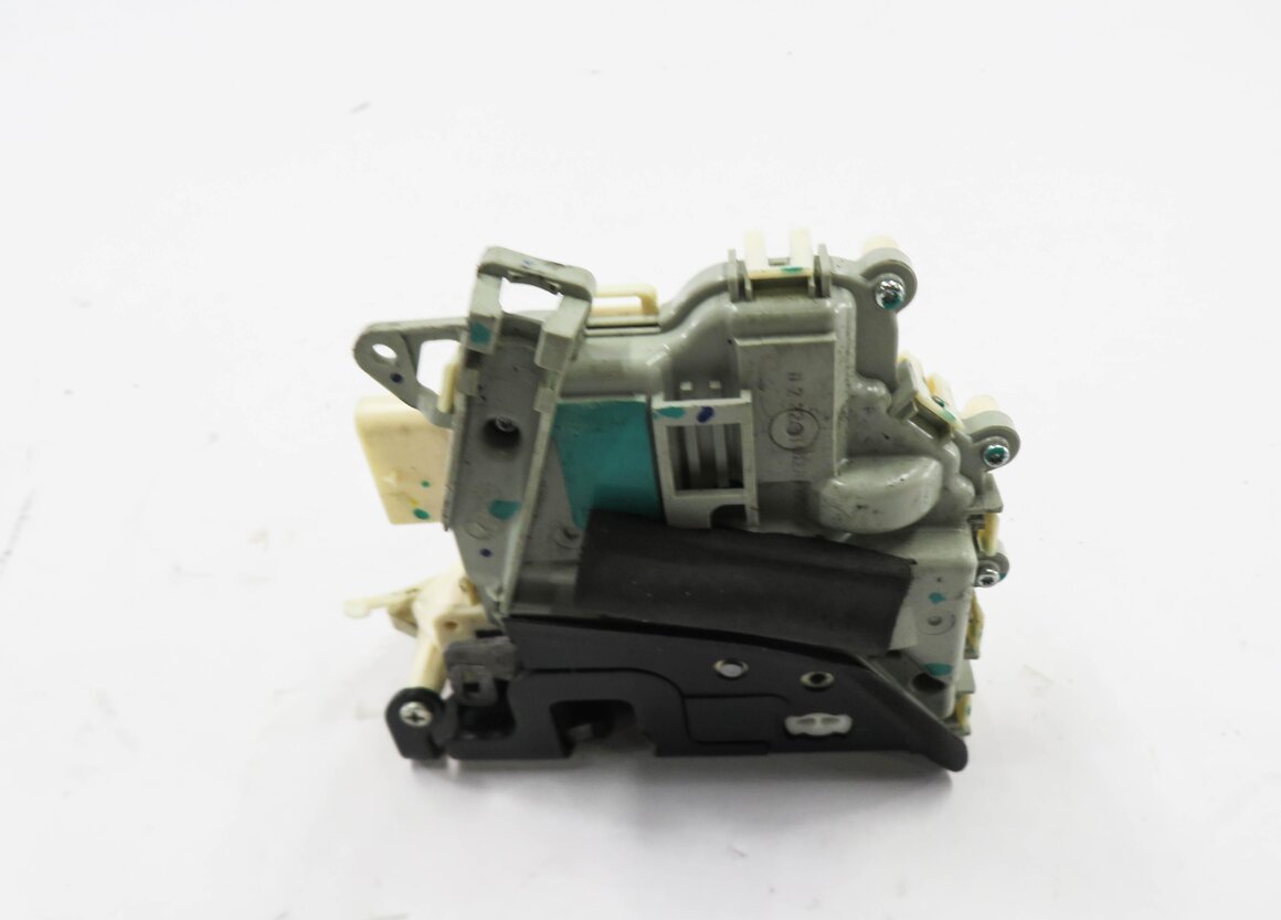Thumbnail 5: 2010-2022 AUDI / PORSCHE A4 S4 A5 S5 A6 Q3 Q5 Q7 TT 911 - RIGHT FRONT DOOR LATCH