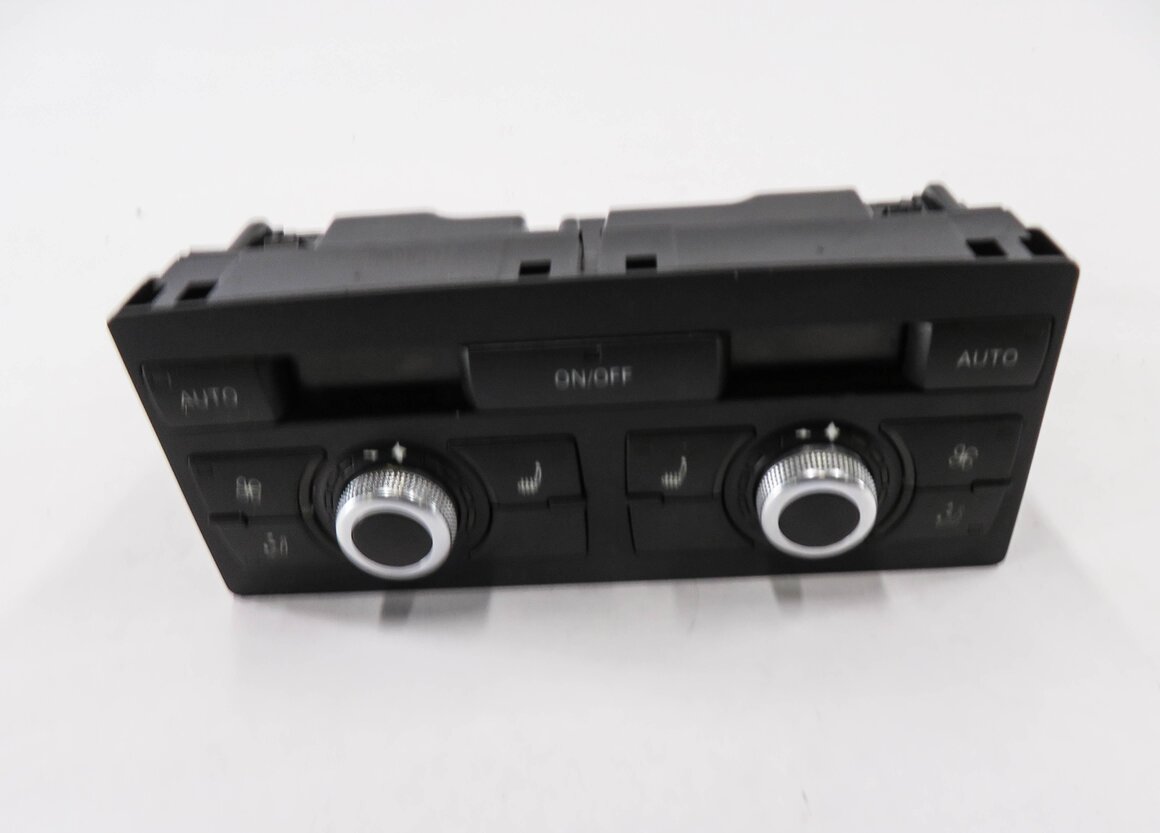 Thumbnail 3: 2010-2012 AUDI Q7 (4L) REAR HEATER A/C TEMPERATURE CONTROL PANEL w/ HEATED SEAT