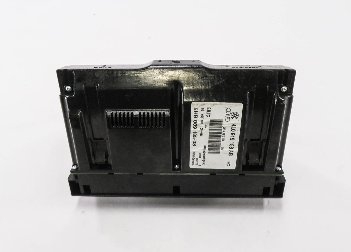 Thumbnail 8: 2010-2012 AUDI Q7 (4L) REAR HEATER A/C TEMPERATURE CONTROL PANEL w/ HEATED SEAT