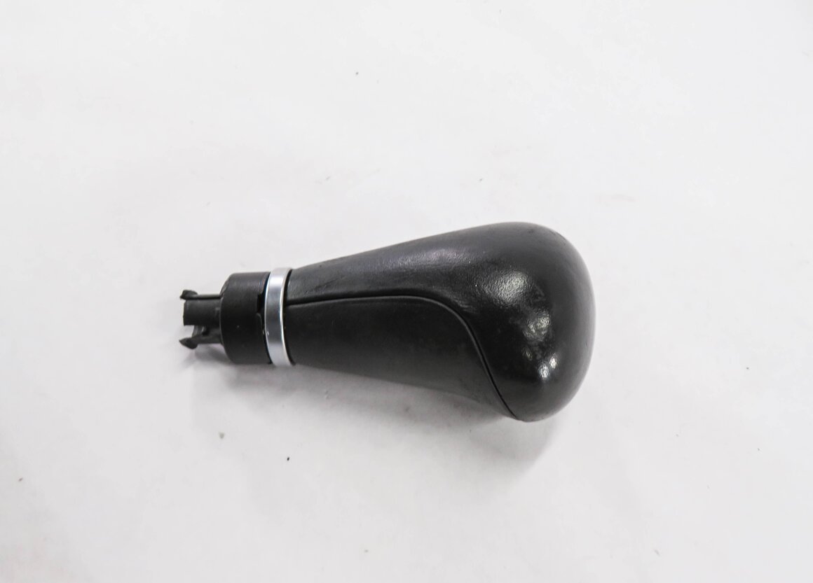 Thumbnail 3: 2011 AUDI Q7 (4L) TRANSMISSION GEAR SHIFTER SHIFT HANDLE KNOB