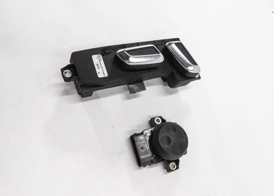 Thumbnail 4: 2011 AUDI Q7 (4L) RIGHT FRONT PASSENGER SEAT ADJUSTMENT SWITCH CONTROL
