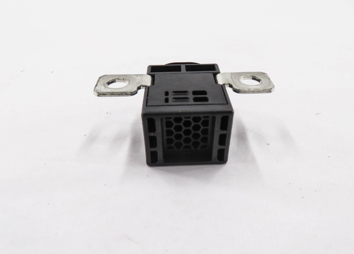 Thumbnail 5: 2011 AUDI Q7 (4L) POSITIVE BATTERY OVERLOAD PROTECTION SENSOR SWITCH