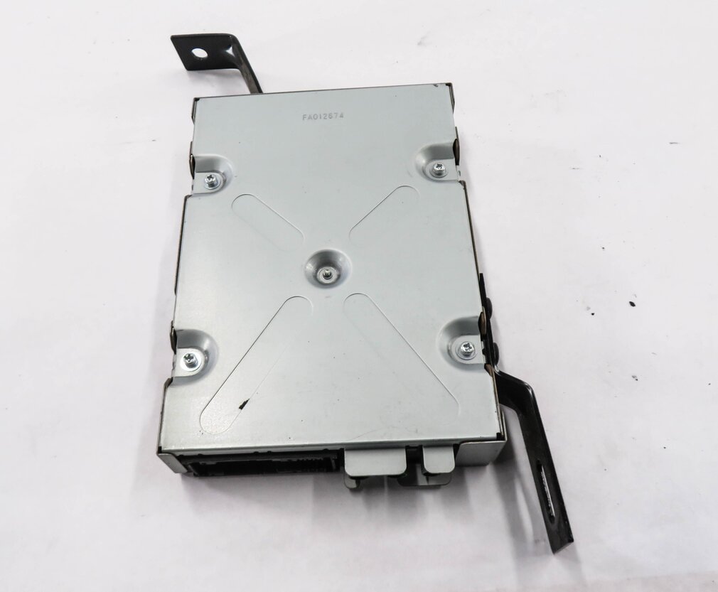 Thumbnail 5: 2010-2017 AUDI Q7 (4L) REARVIEW BACKUP REVERSE CAMERA CONTROL MODULE