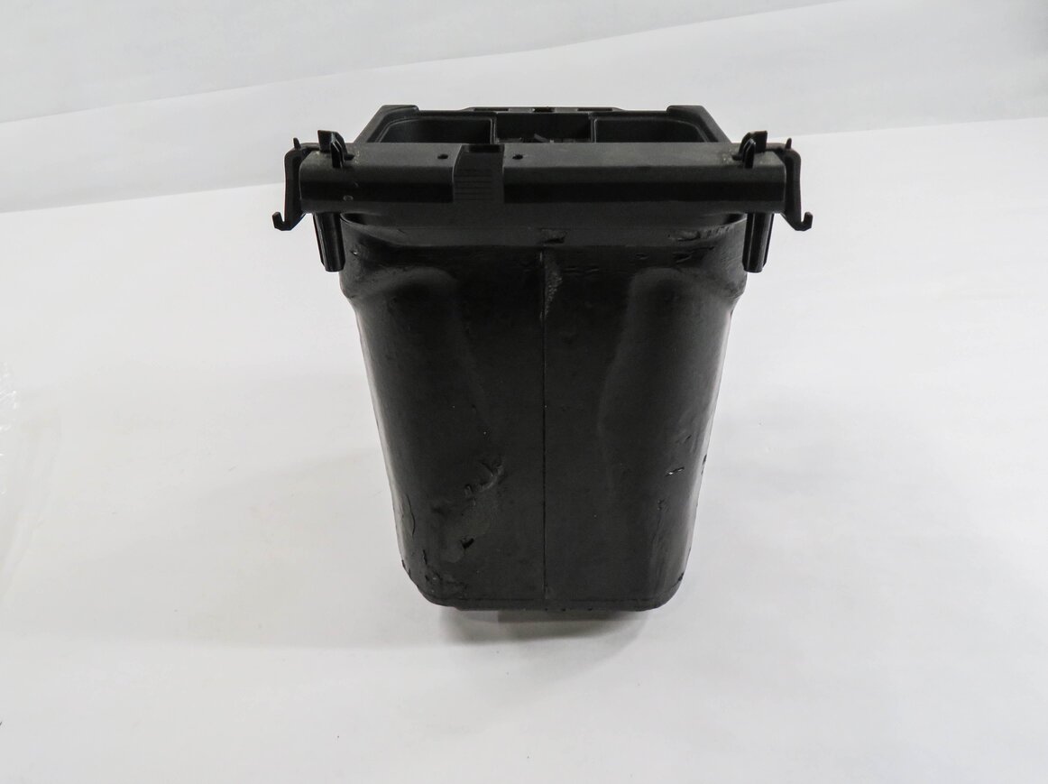 Thumbnail 4: 2006 RANGE ROVER SPORT (L320) FRONT CENTER CONSOLE REFRIGERATOR COOLER INSERT