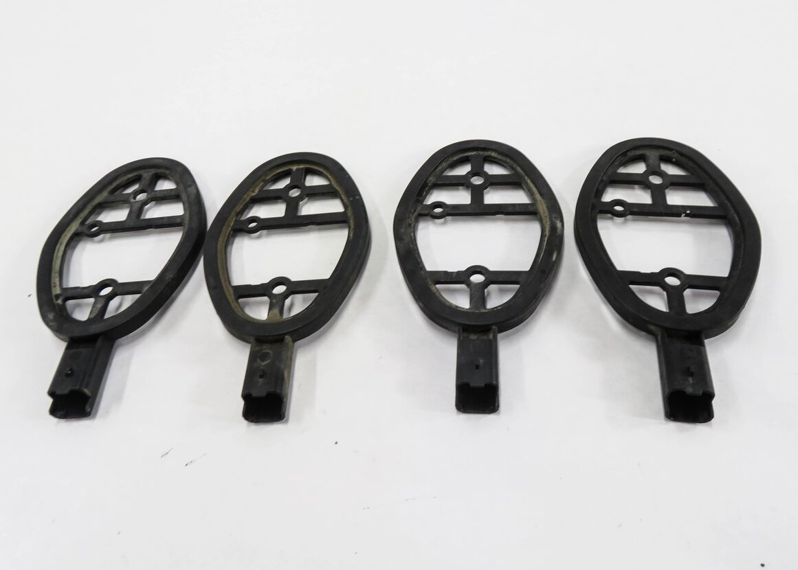 Thumbnail 2: 2006 RANGE ROVER SPORT (L320) TPMS TIRE AIR PRESSURE SENSOR ANTENNA SET-4