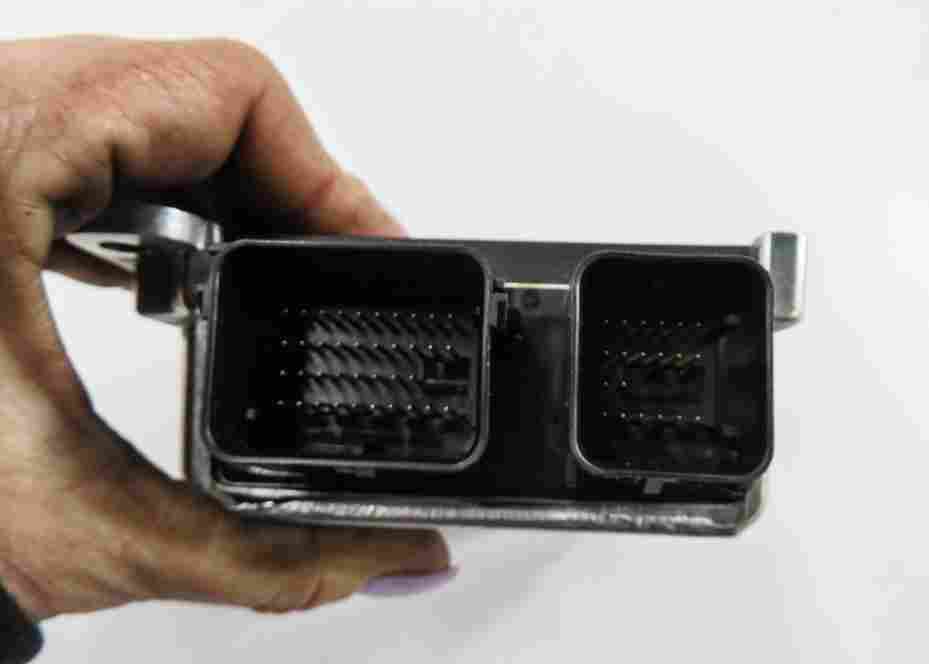 Thumbnail 6: 2005-2009 LR3 RANGE ROVER SPORT (L320) MAIN PRIMARY SRS BAG CONTROL MODULE