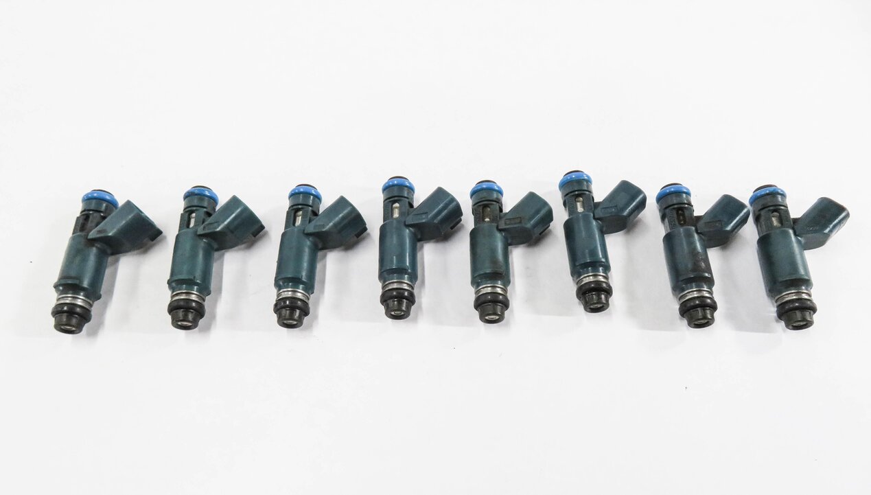 Thumbnail 5: 2006-2009 RANGE ROVER SPORT (L320 / L322) 4.2L SUPERCHARGED FUEL INJECTOR SET