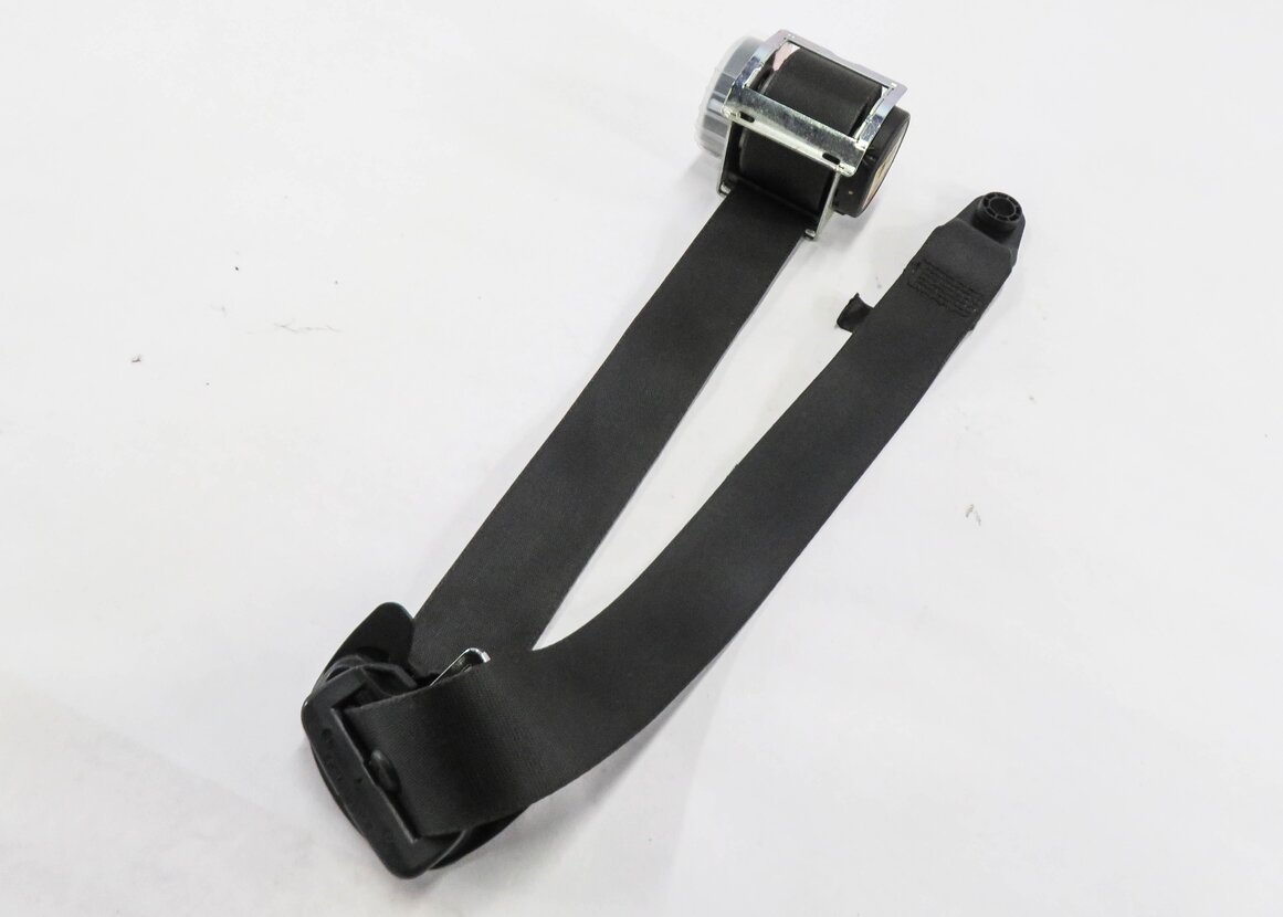 2005-2006 LR3 / RANGE ROVER SPORT (L320) LEFT FRONT SEATBELT RETRACTOR (BLACK)