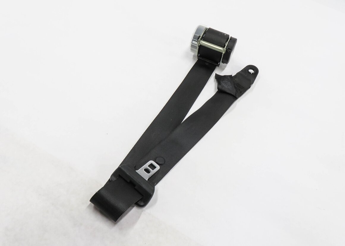 06 RANGE ROVER SPORT (L320) REAR 2nd ROW SEAT - CENTER SEATBELT RETRACTOR BLACK