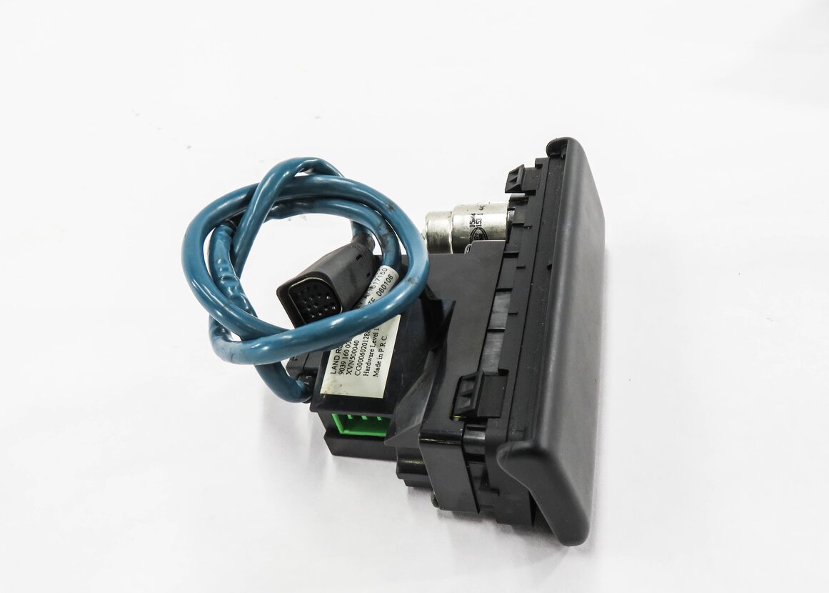 Thumbnail 4: 2006 RANGE ROVER SPORT (L320) REAR VIDEO RCA AUX AUXILIARY AUDIO VIDEO INPUT