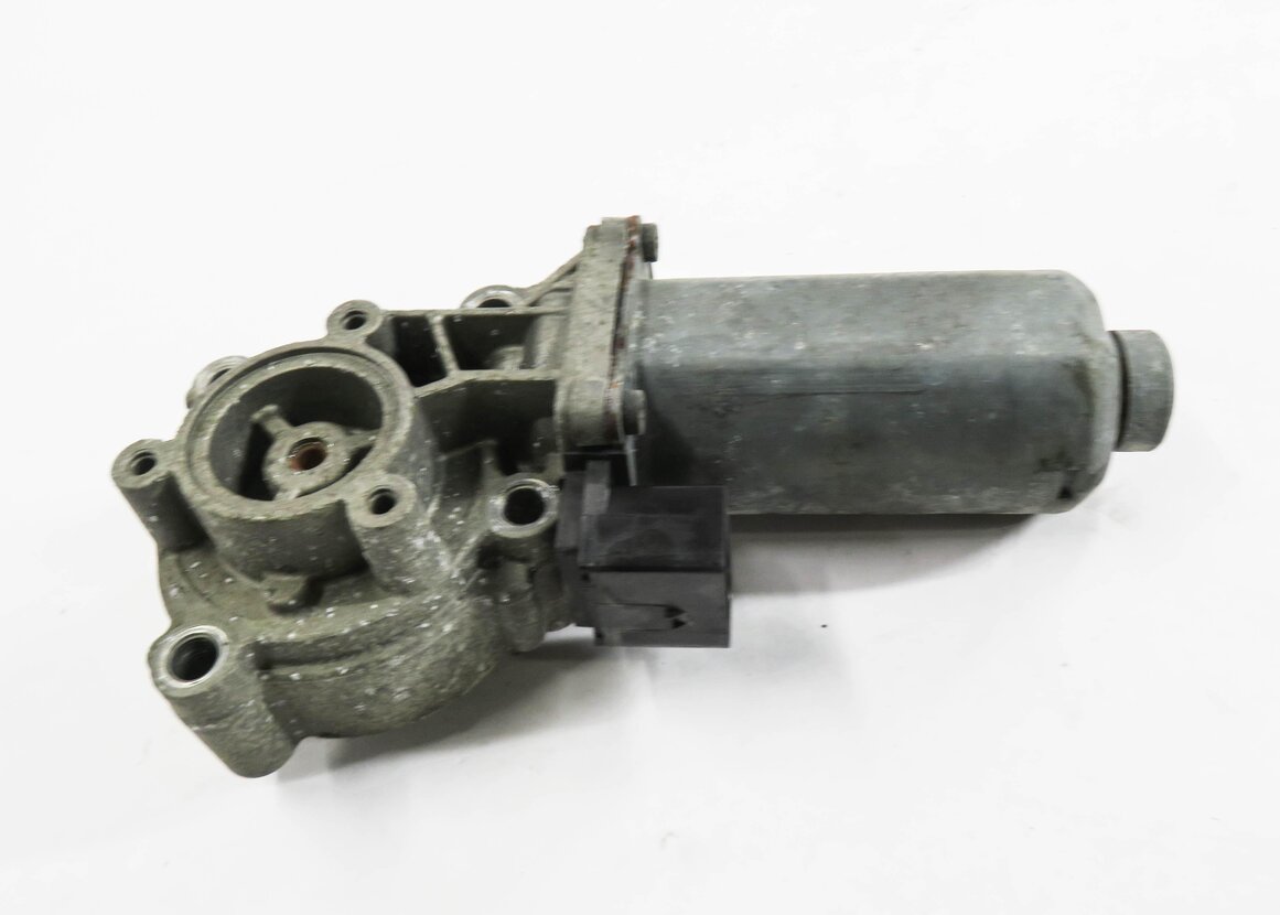 Thumbnail 2: 05-16 LR3 LR4 RANGE ROVER SPORT (L320 L322 L405 L494) TRANSFER CASE SHIFT MOTOR
