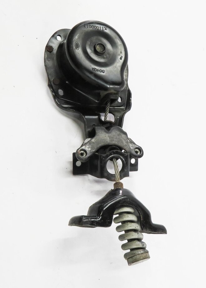 Thumbnail 4: 2006 RANGE ROVER SPORT (L320) EMERGENCY SPARE TIRE CARRIER WINCH HOLDER
