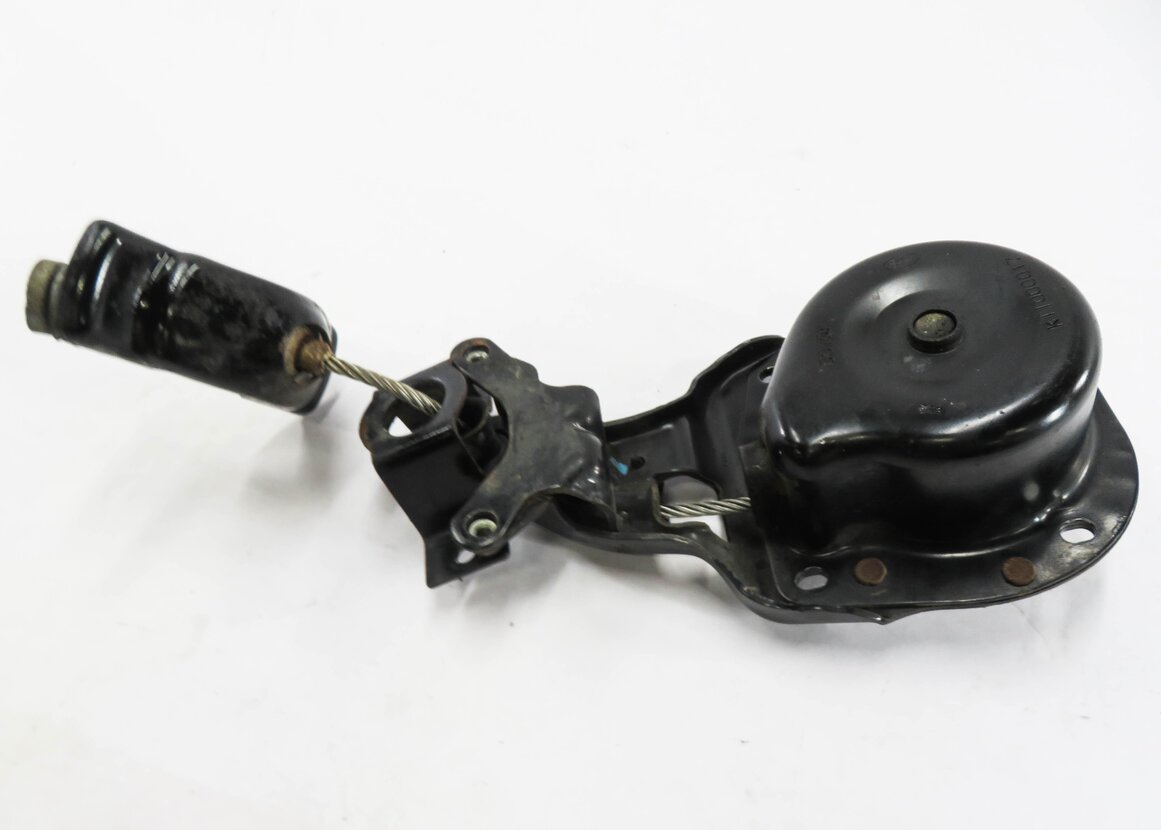 Thumbnail 5: 2006 RANGE ROVER SPORT (L320) EMERGENCY SPARE TIRE CARRIER WINCH HOLDER