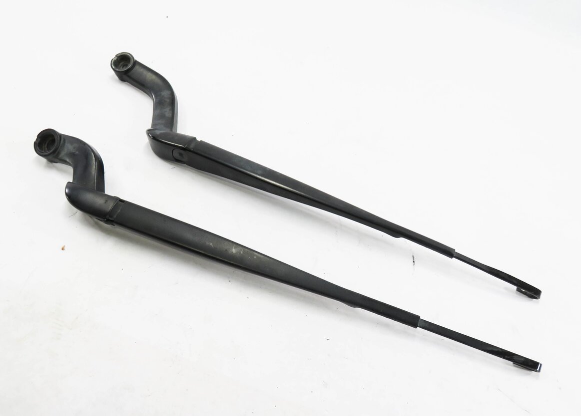 2006-2007 RANGE ROVER SPORT (L320) FRONT LEFT & RIGHT WINDSHILED WIPER ARM SET
