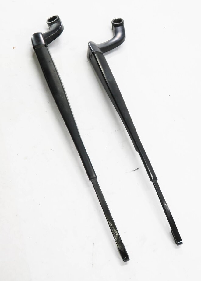 Thumbnail 3: 2006-2007 RANGE ROVER SPORT (L320) FRONT LEFT & RIGHT WINDSHILED WIPER ARM SET