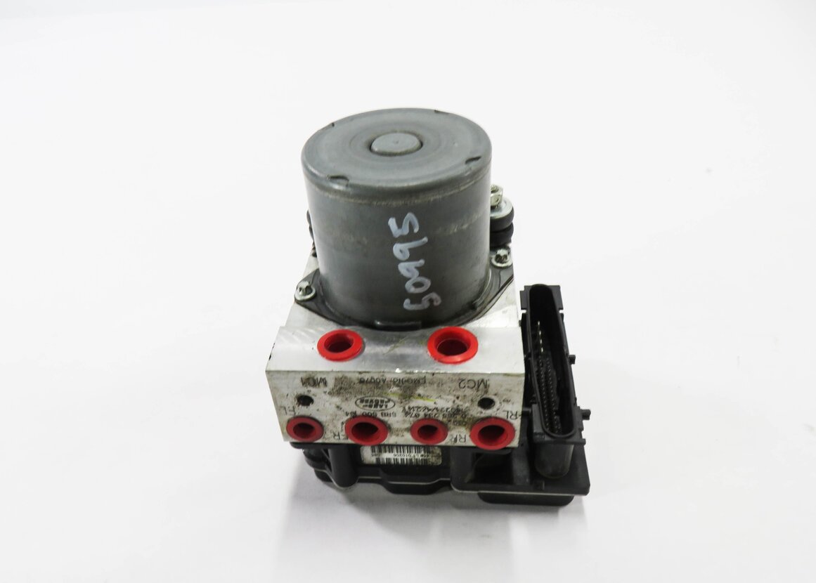 Thumbnail 2: 2005-2006 LR3 / RANGE ROVER SPORT (L320 L322) ABS ANTI LOCK BRAKE PUMP w/ MODULE