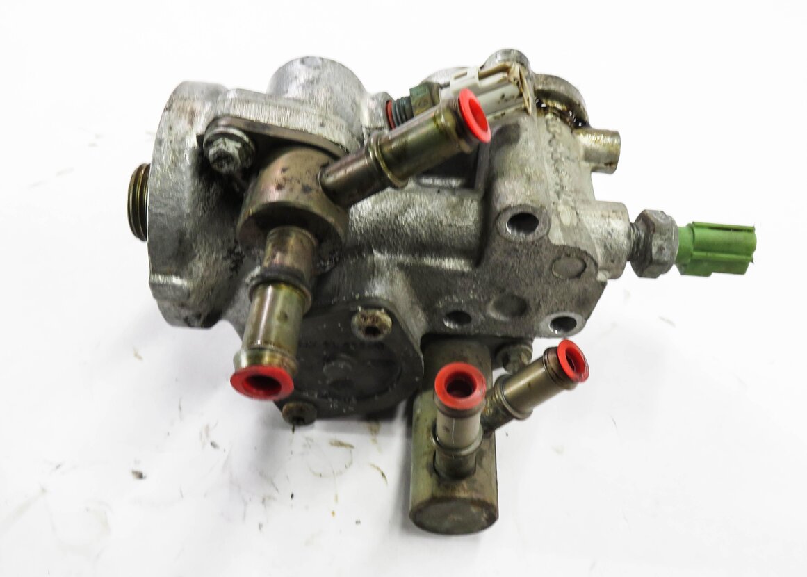 Thumbnail 2: 2006 RANGE ROVER SPORT (L320) 4.2L SUPERCHARGED ENGINE - OIL FILTER ADAPTER