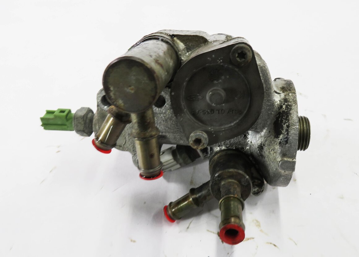 Thumbnail 6: 2006 RANGE ROVER SPORT (L320) 4.2L SUPERCHARGED ENGINE - OIL FILTER ADAPTER