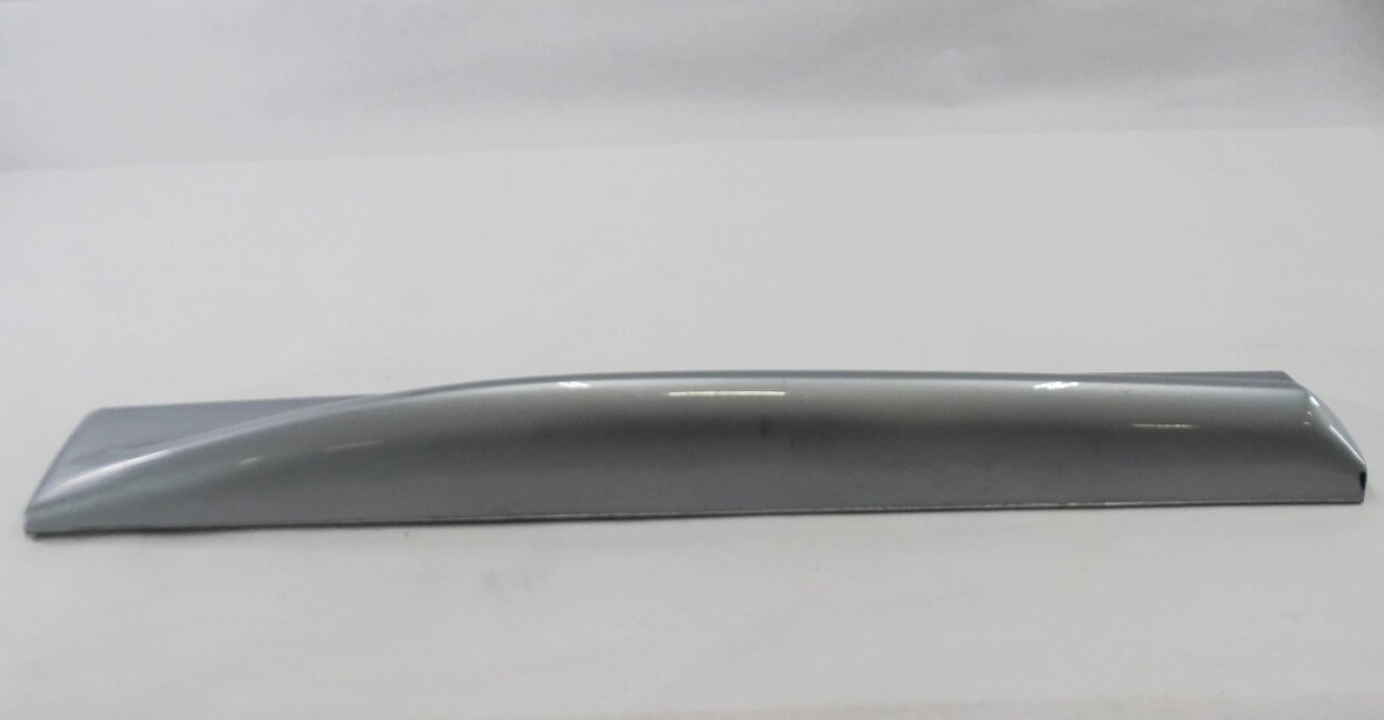 Thumbnail 4: 2006 RANGE ROVER SPORT (L320) LEFT FRONT DRIVER DOOR RUNNER TRIM (SILVER)