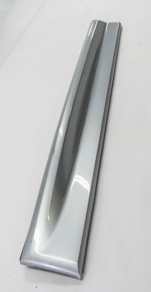 Thumbnail 3: 2006 RANGE ROVER SPORT (L320) RIGHT FRONT PASSENGER DOOR RUNNER TRIM (SILVER)