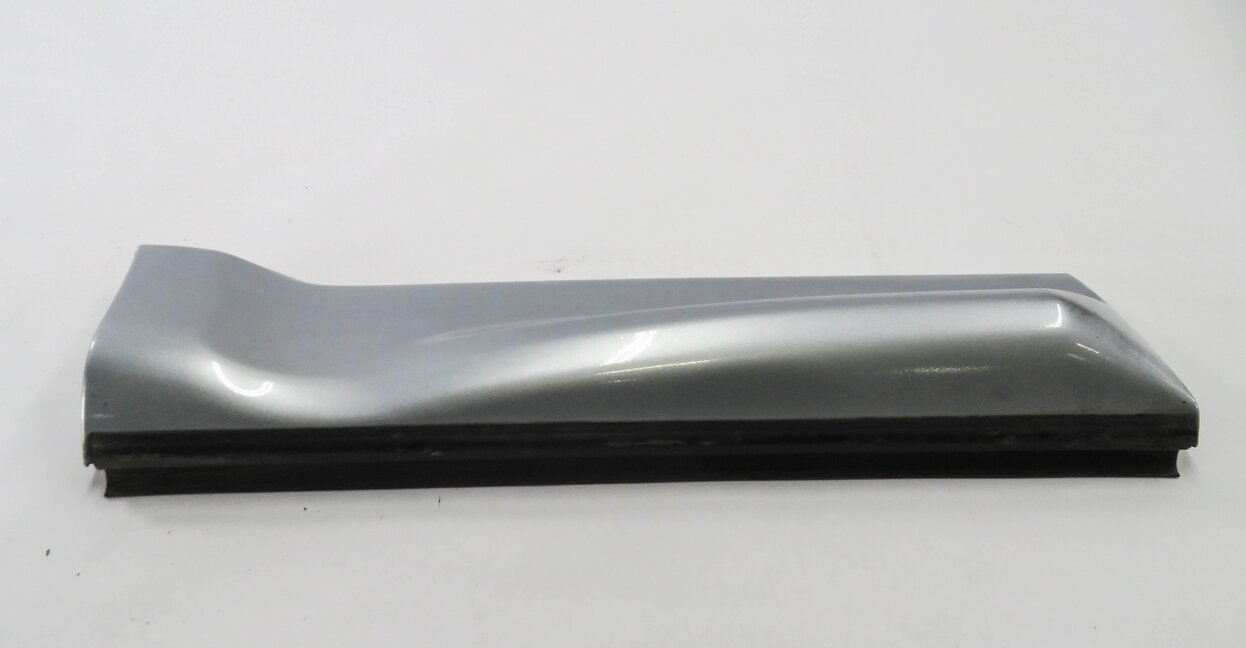 Thumbnail 5: 2006 RANGE ROVER SPORT (L320) RIGHT REAR DOOR RUNNER TRIM MOULDING (SILVER)