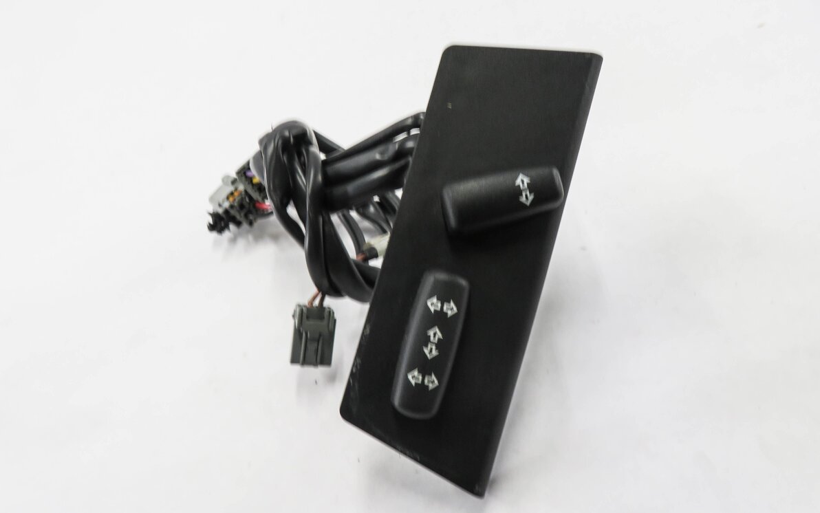Thumbnail 2: 2008 RANGE ROVER SPORT (L320) RIGHT FRONT PASSENGER SEAT ADJUSTMENT SWITCH