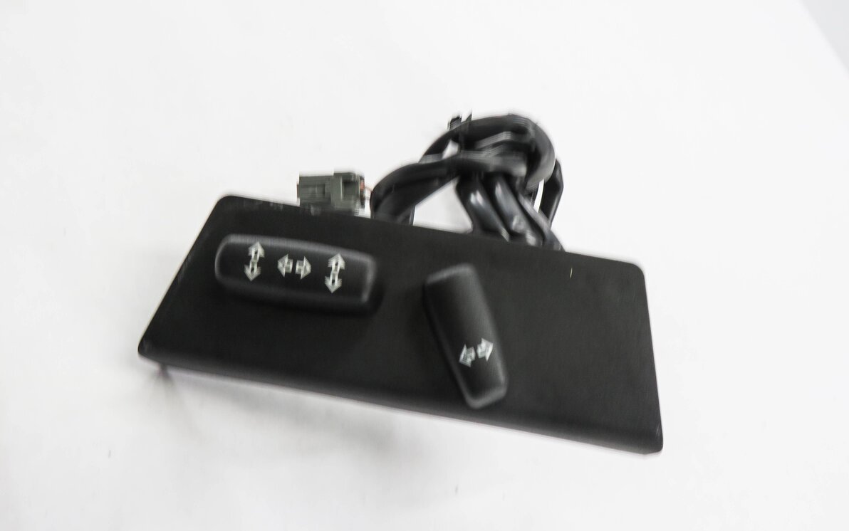 Thumbnail 3: 2008 RANGE ROVER SPORT (L320) RIGHT FRONT PASSENGER SEAT ADJUSTMENT SWITCH