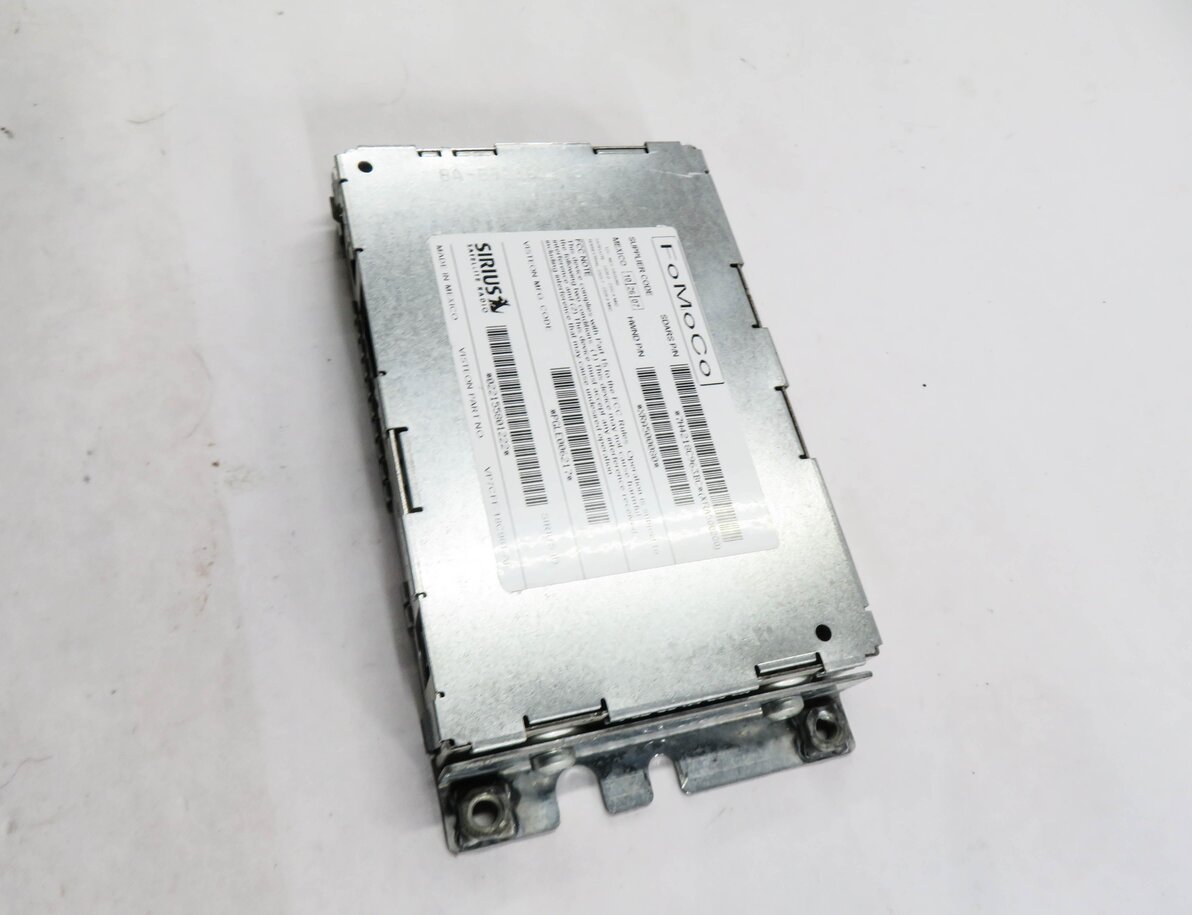 Thumbnail 3: 2007-2012 LR3 - RANGE ROVER SPORT (L320) SIRIUS SATELLITE RADIO RECEIVER MODULE