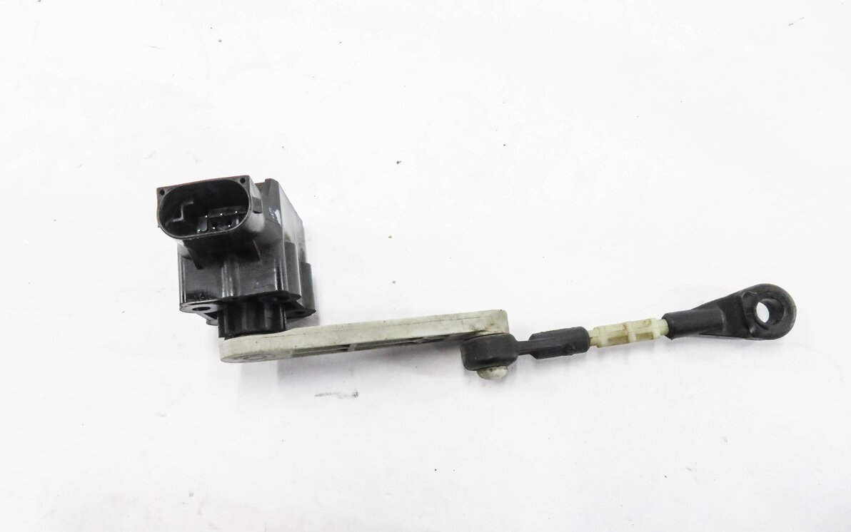 Thumbnail 5: 2008 RANGE ROVER SPORT (L320) LEFT FRONT SUSPENSION HEIGHT LEVEL SENSOR
