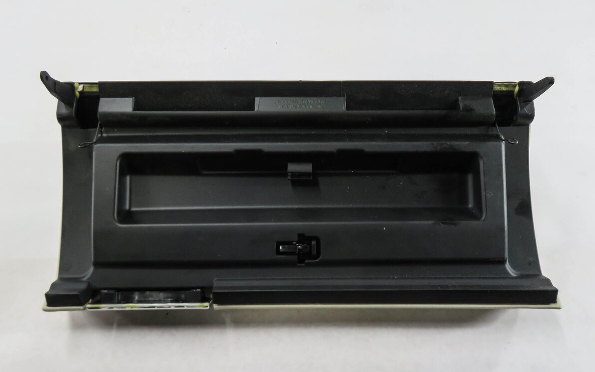 Thumbnail 6: 2008 RANGE ROVER SPORT (L320) UPPER GLOVE BOX STORAGE COMPATMENT (IVORY)
