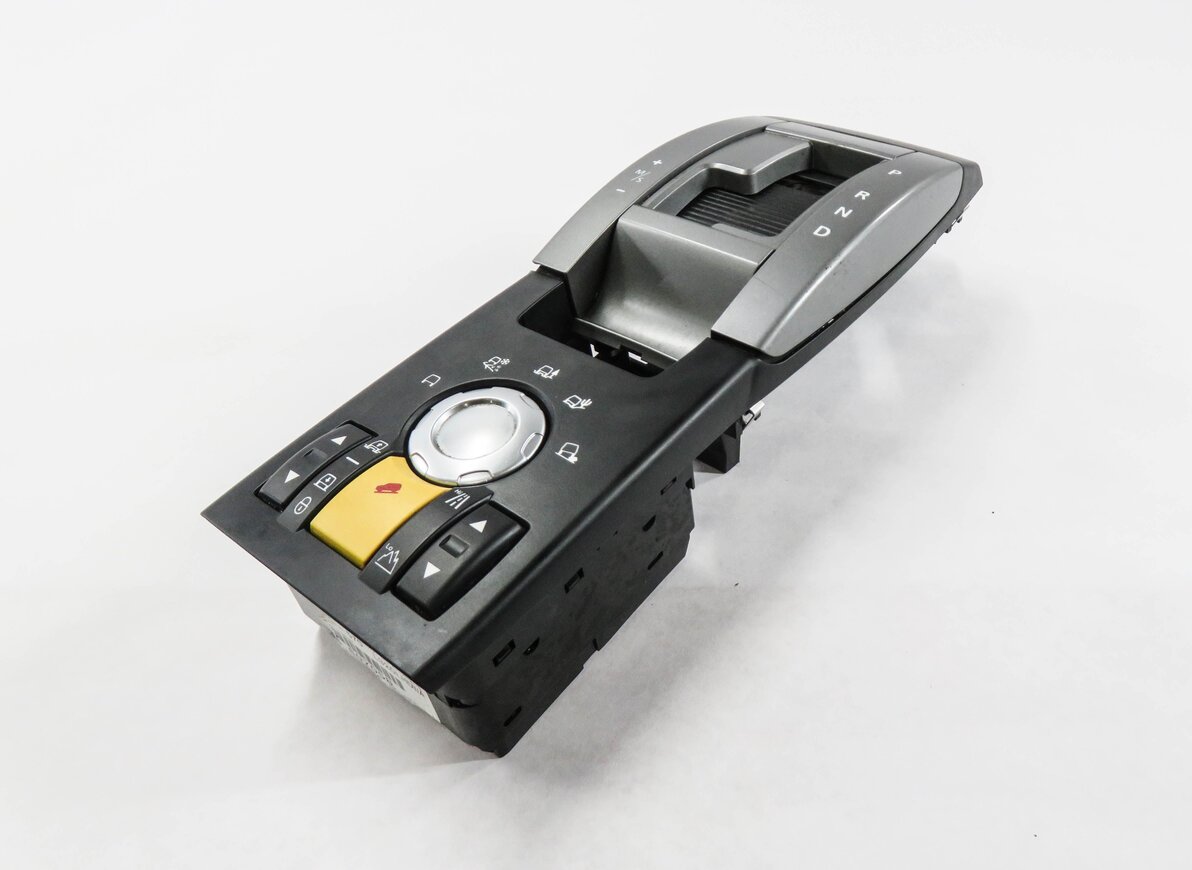 Thumbnail 3: 2008 RANGE ROVER SPORT (L320) GEAR SHIFTER TRIM w/ TERRAIN CONTROL SWITCH