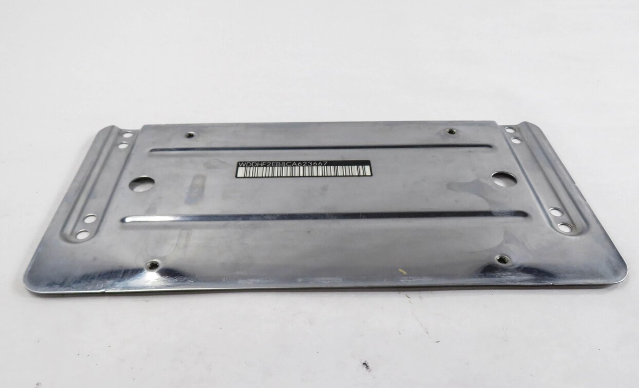 2012 MERCEDES E350 (W212) REAR LICENSE PLATE BASE MOUNT RETAINER BRACKET HOLDER