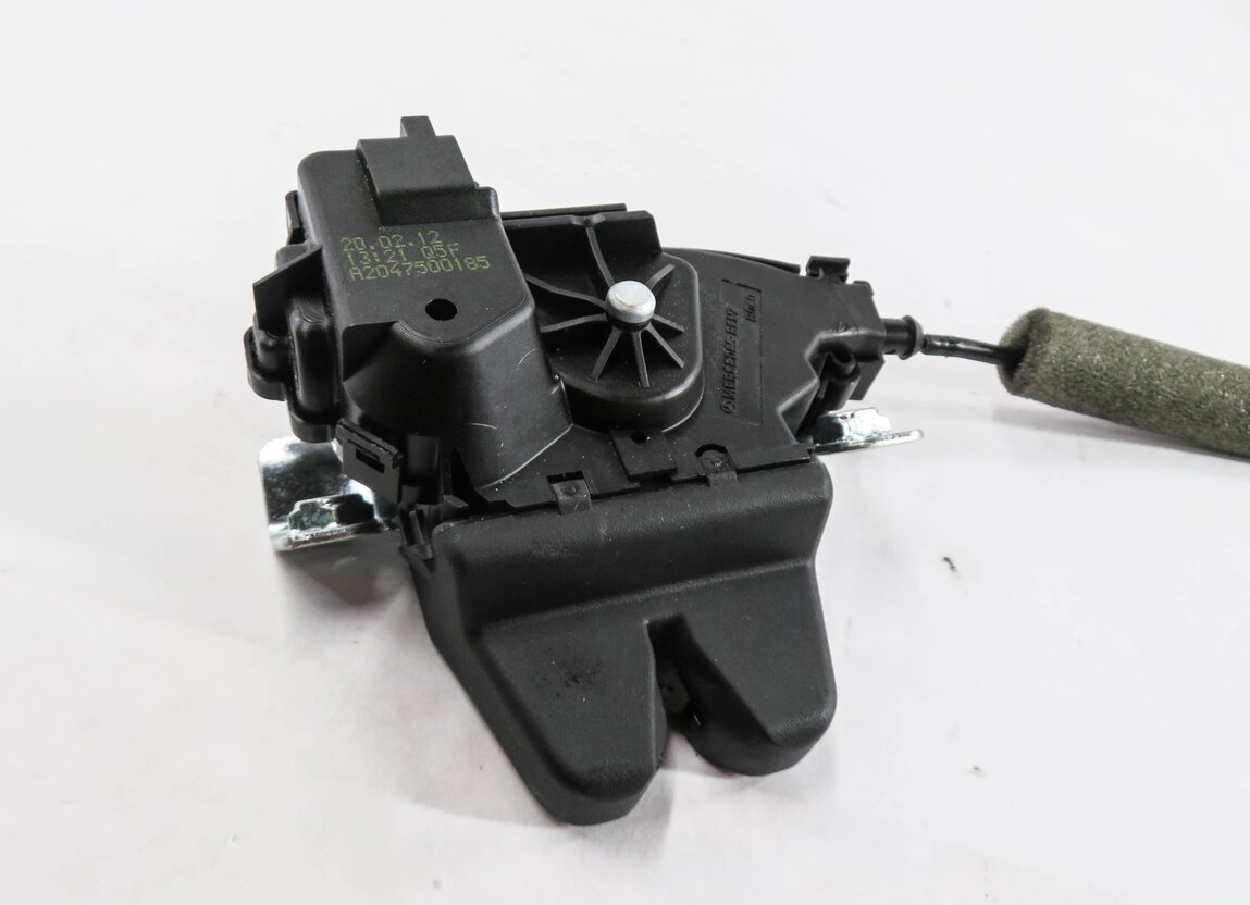 Thumbnail 3: 2012 MERCEDES E350 (W212) REAR TRUNK LOCK LATCH ACTUATOR
