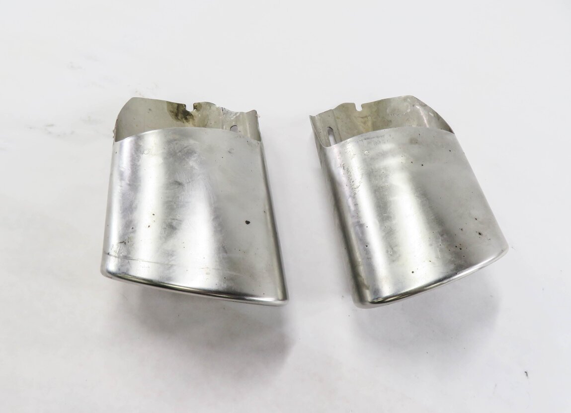 Thumbnail 4: 2011-2013 MERCEDES E350 (W212) BLUETEC DIESEL - EXHAUST TIP SET