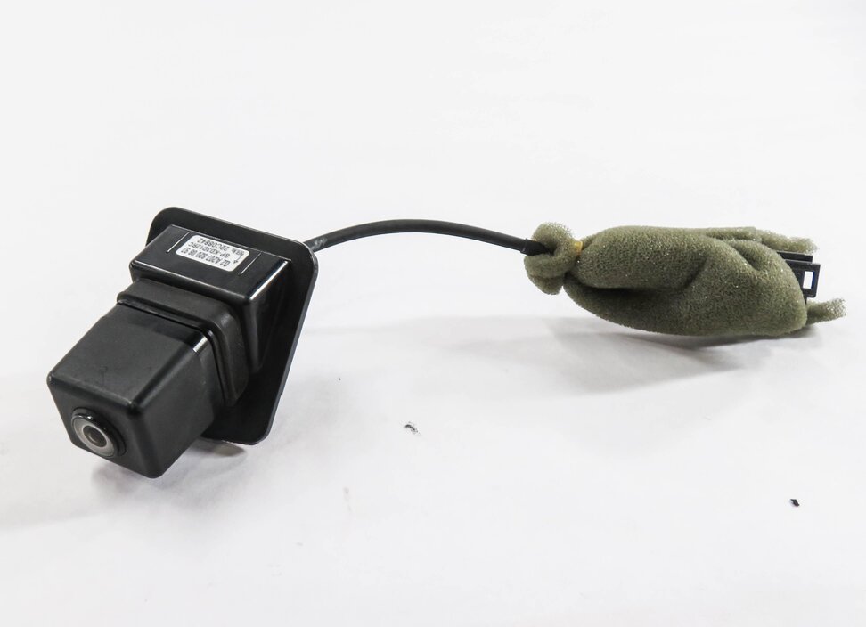 Thumbnail 2: 10-13 MERCEDES E300 E350 E400 E550 (A207 C207 W207 W212) BACKUP REVERSE CAMERA